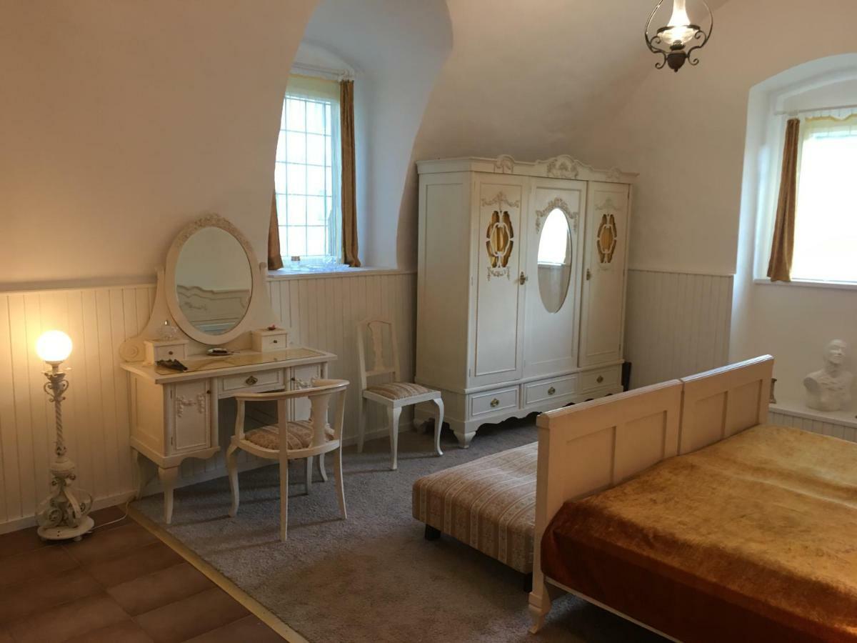 Gothic House Apartments Kremnica Esterno foto